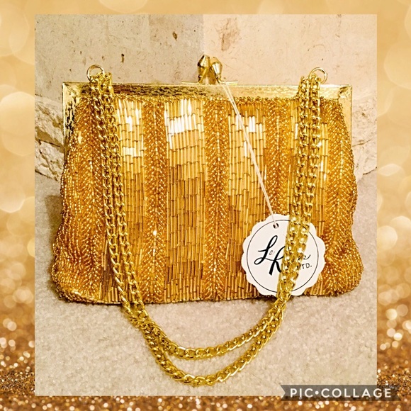 La Regale Handbags - Vintage La Regale Ltd Gold Beaded Purse